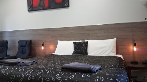 Motel24seven And Apartments - Accommodation Kalgoorlie 1