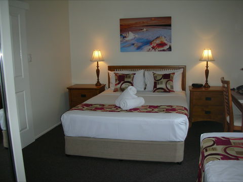 Palm View Holiday Apartments - Accommodation Kalgoorlie 1