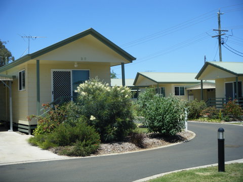 Peppertree Cabins Kingaroy - Accommodation Kalgoorlie 1