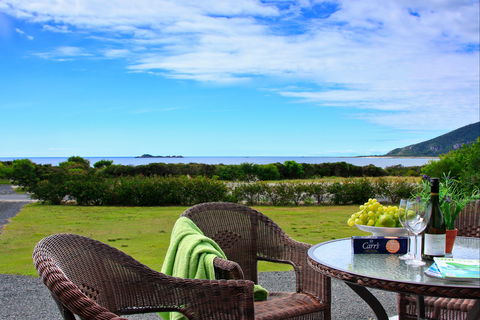 Sisters Beach Retreat - Accommodation Kalgoorlie 0
