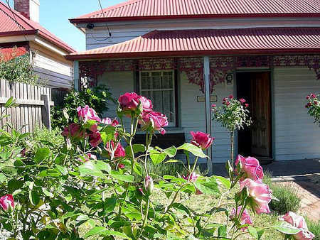 Airleigh - Rose Cottage - Accommodation Kalgoorlie 0