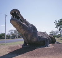 Crocodile Statue - Accommodation Kalgoorlie