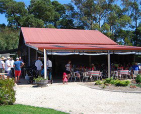 Leaning Church Vineyard - Accommodation Kalgoorlie 3