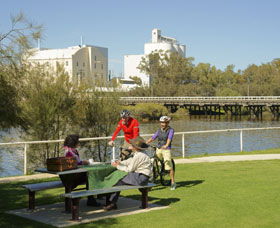 Avon River - Accommodation Kalgoorlie 0