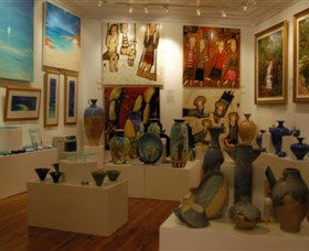 Articles Fine Art Gallery - Accommodation Kalgoorlie 1