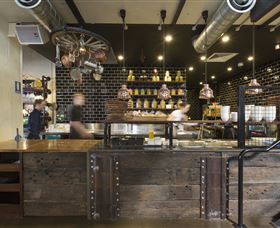 City Lane Townsville - Accommodation Kalgoorlie 3