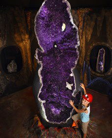 The Crystal Caves - Accommodation Kalgoorlie 2