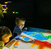 Twisted - Science at Play - Accommodation Kalgoorlie