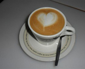 Breretons Bakery And Coffee Lounge - Accommodation Kalgoorlie 2