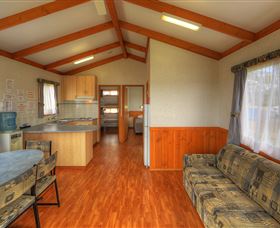 Inland Waters Holiday Parks Lake Burrendong - Accommodation Kalgoorlie 6
