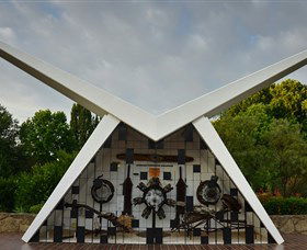Southern Cloud Memorial - Accommodation Kalgoorlie 2