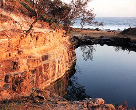 Angourie Blue Pool - Accommodation Kalgoorlie 0