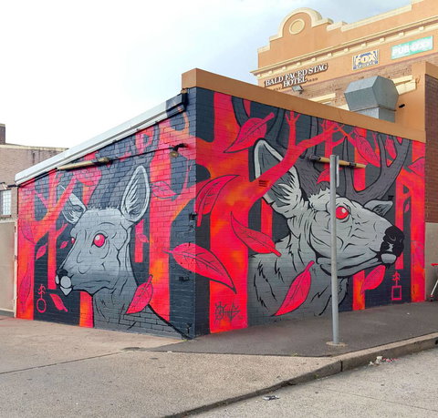 Art Hive Artist - Accommodation Kalgoorlie 2