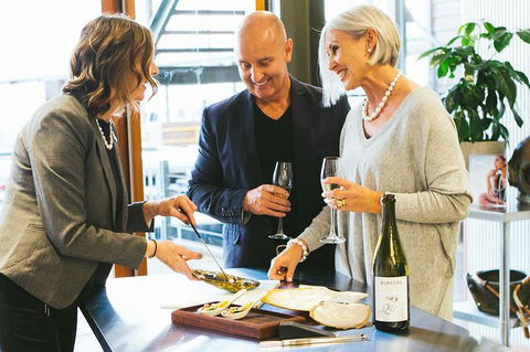 Harvest Your Own Pearl Private Experience - Perth - Accommodation Kalgoorlie 7