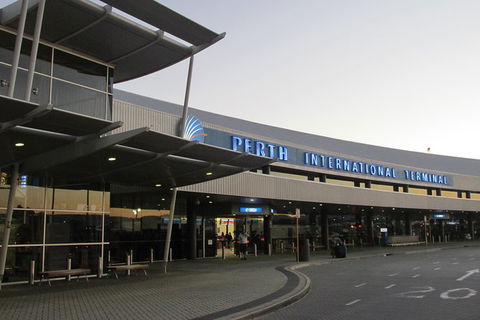Perth CBD To/from Airport Private Group Transfers - Accommodation Kalgoorlie 0