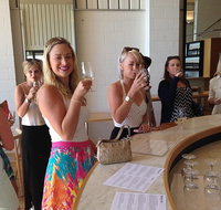 Yarra Valley Icons Guns Tour from Melbourne Including Lunch and Local Guide - Accommodation Kalgoorlie