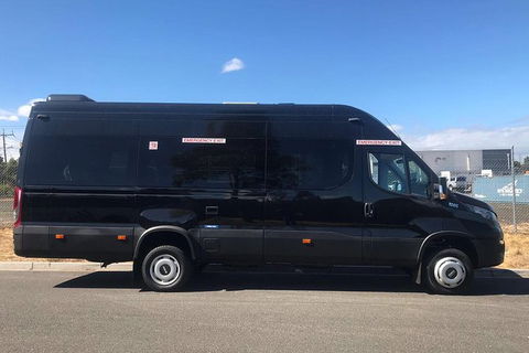 Airport Private Charter 21 Pax - Accommodation Kalgoorlie 1