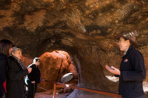 Highlights Of Uluru Including Sunrise And Breakfast - Accommodation Kalgoorlie 2