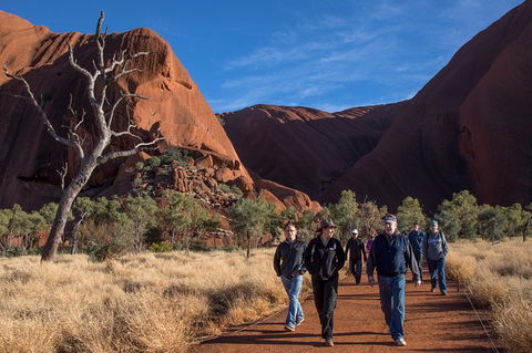 Highlights Of Uluru Including Sunrise And Breakfast - Accommodation Kalgoorlie 4