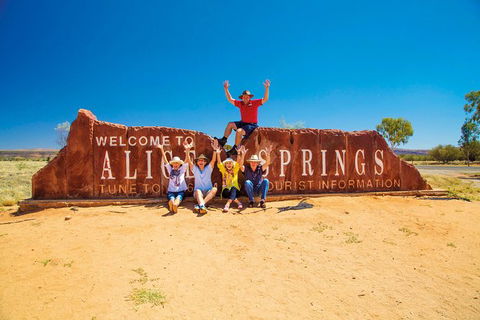 Alice Springs To Uluru (Ayers Rock) One Way Shuttle - Accommodation Kalgoorlie 5