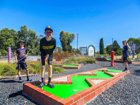 Naracoorte Mini Golf - Accommodation Kalgoorlie 2