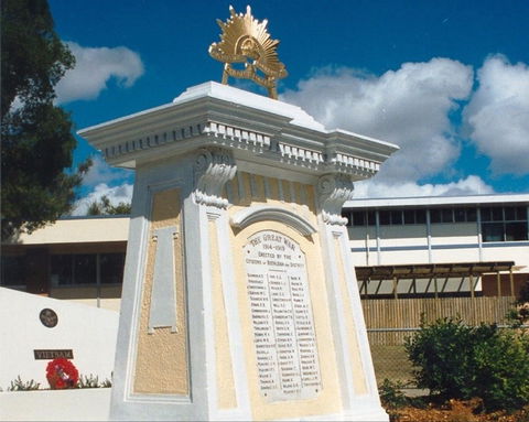 Beenleigh War Memorial - Accommodation Kalgoorlie 0