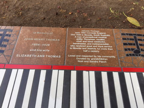 Piano Park Bench, Moonta - Accommodation Kalgoorlie 1