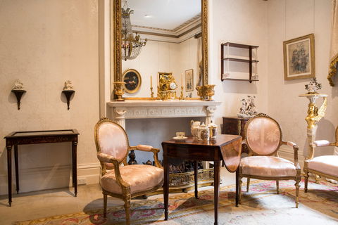 The Johnston Collection - Accommodation Kalgoorlie 1
