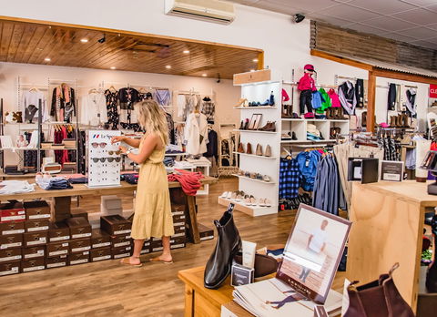 The Country Outfitters - Accommodation Kalgoorlie 1