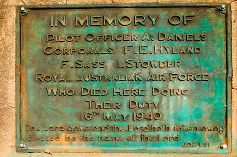 Avro Anson A4-4 Memorial - Accommodation Kalgoorlie 1