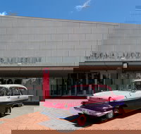 Birdwood - Accommodation Kalgoorlie