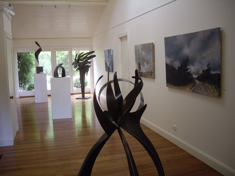 Ivy Hill Gallery - Accommodation Kalgoorlie 0