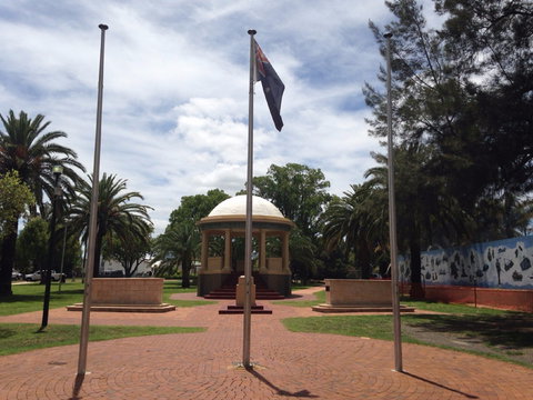 Kingaroy Memorial Park - Accommodation Kalgoorlie 0