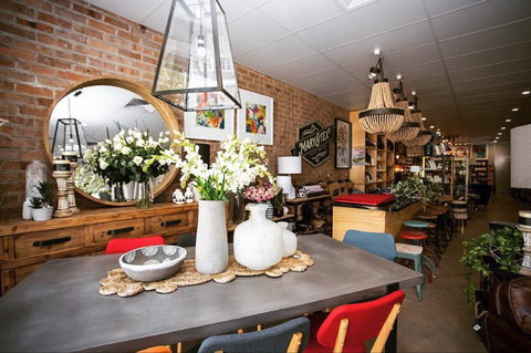 Mary And Tex Curious Emporium - Accommodation Kalgoorlie 1