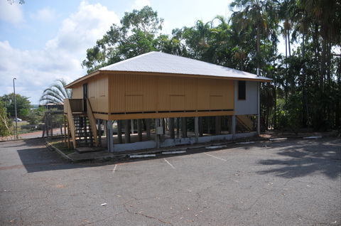 Roadmaster's House - Accommodation Kalgoorlie 1
