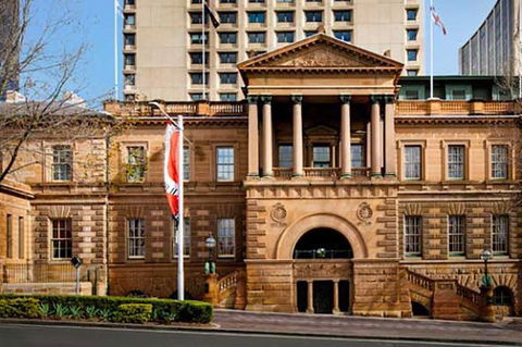 Sydney With Bondi And Beaches Essentials Private Day Tour - Accommodation Kalgoorlie 3