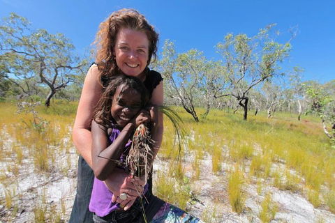 Gay-Wu Woman\'s 5 Day Yolngu Homeland Tour - Accommodation Kalgoorlie 0