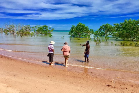 Gay-Wu Woman\'s 5 Day Yolngu Homeland Tour - Accommodation Kalgoorlie 6
