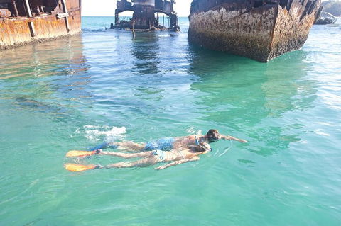 Adventure Moreton Island Wrecks Adventure Package - Accommodation Kalgoorlie 1