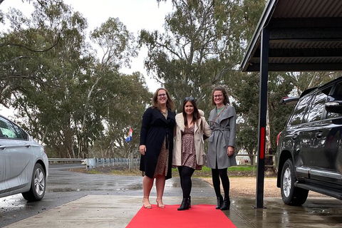Adelaide Hills Wineries & Hahndorf - Accommodation Kalgoorlie 5