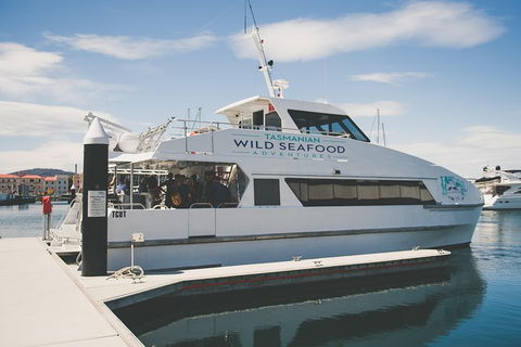 Deep-to-Dish: Tasmanian Seafood Experience - Afternoon Tour - Accommodation Kalgoorlie 4