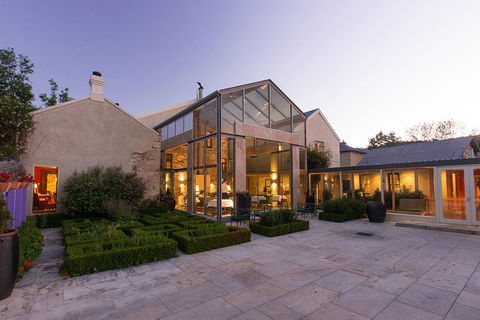 Full Day Tour Hobart: Port Arthur McHenry Gins Bangor Vineyard Wines + Oysters - Accommodation Kalgoorlie 16