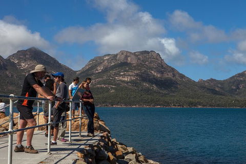Wineglass Bay Beach Hike - Accommodation Kalgoorlie 24