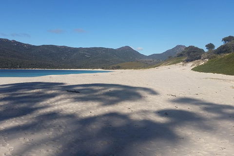 Wineglass Bay Beach Hike - Accommodation Kalgoorlie 23