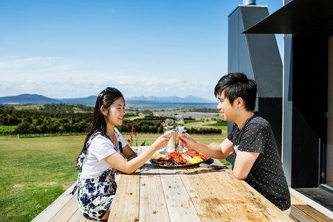 All Inclusive Wine Tour Up The Derwent Valley Hobart: Local Wines & Cheeses - Accommodation Kalgoorlie 0