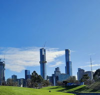 Guided Walking Tour of Melbourne Yarra River - Accommodation Kalgoorlie
