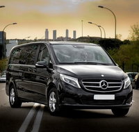 Arrival Private Transfer Melbourne Airport MEL to Melbourne City by Luxury Van - Accommodation Kalgoorlie