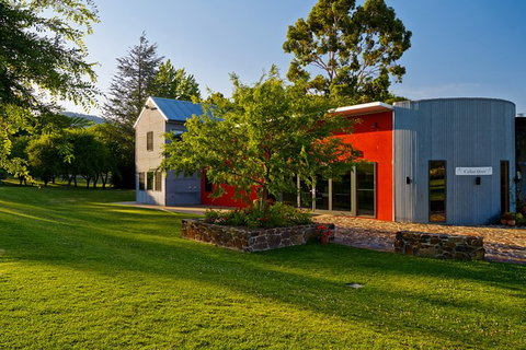 Pizzini Wines: Pop & Fizz - Accommodation Kalgoorlie 1
