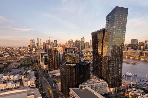 Arrival Private Transfers: Melbourne Airport MEL To Melbourne In Business Car - Accommodation Kalgoorlie 5