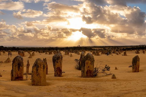 Pinnacle Desert Sunset And Night-time Stargazing Tour From Perth - Accommodation Kalgoorlie 4